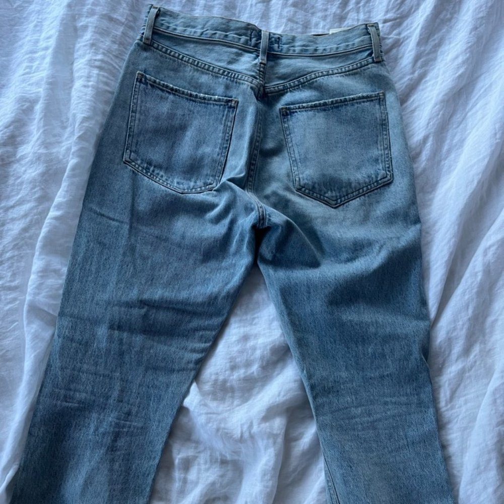 AGOLDE Riley High Rise Straight Crop Distressed Jean - Picture 4 of 8